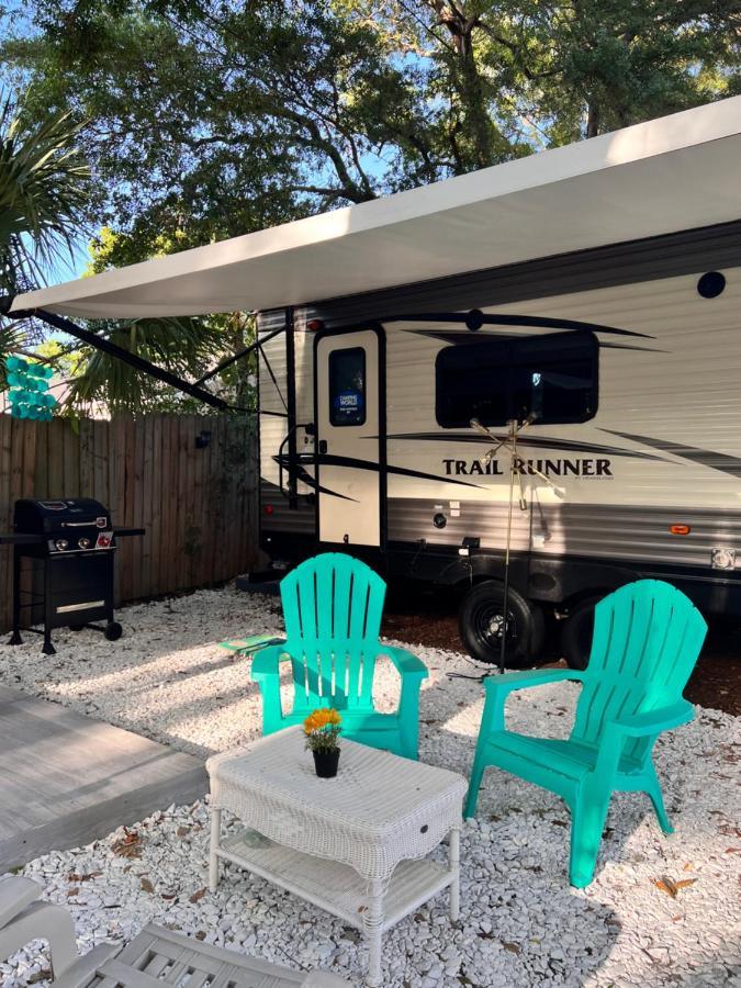 Rv Camper Paradise On The Wheels In Clearwater Beaches Largo Buitenkant foto